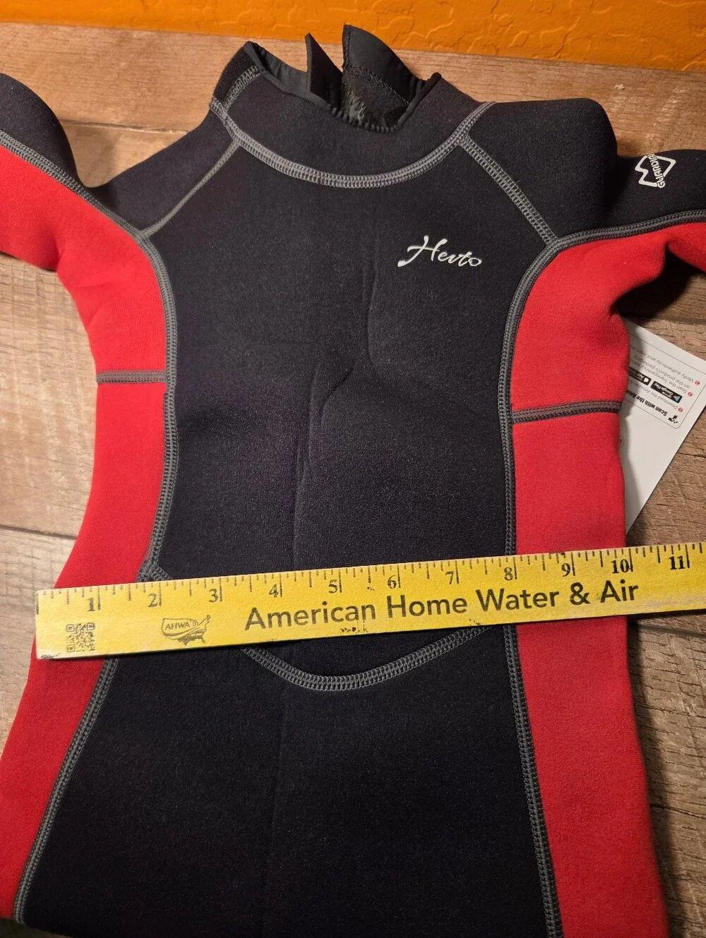 Hevto Kids Back Zip Wetsuit For Boys Or Girls - Sz 4